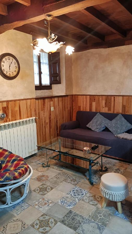 Casa Joglar *